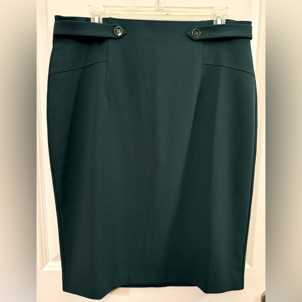 NYCC skirt